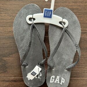 GAP Black Flip Flops